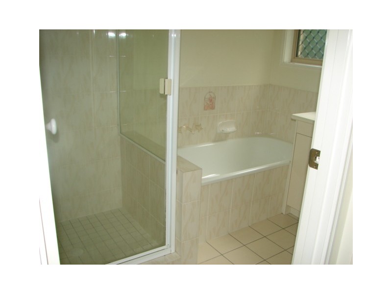 1/6 Orchid Court, Tin Can Bay QLD 4580