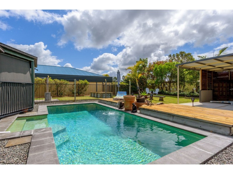 10 CAPSTAN COURT, Cooloola Cove QLD 4580