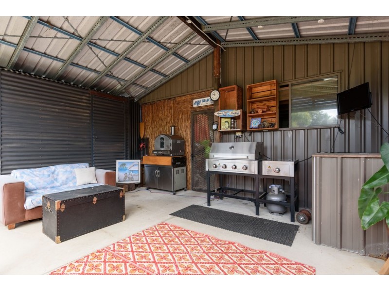 10 CAPSTAN COURT, Cooloola Cove QLD 4580