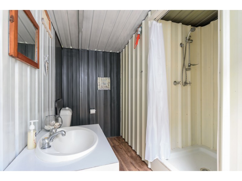 10 CAPSTAN COURT, Cooloola Cove QLD 4580