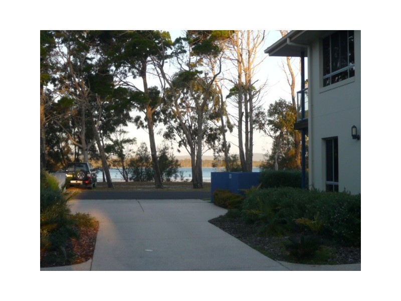 Unit 7, 26 The Esplanade, Tin Can Bay QLD 4580