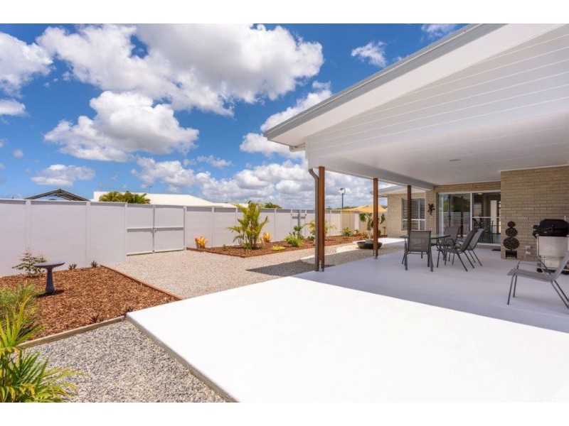 27 Banksia Avenue, Tin Can Bay QLD 4580