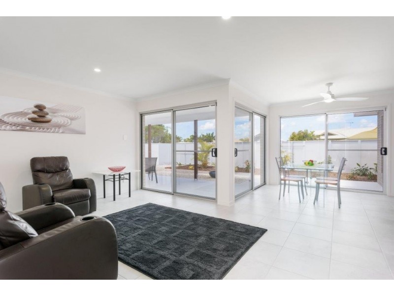 27 Banksia Avenue, Tin Can Bay QLD 4580