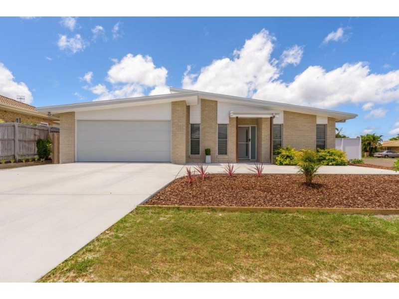 27 Banksia Avenue, Tin Can Bay QLD 4580