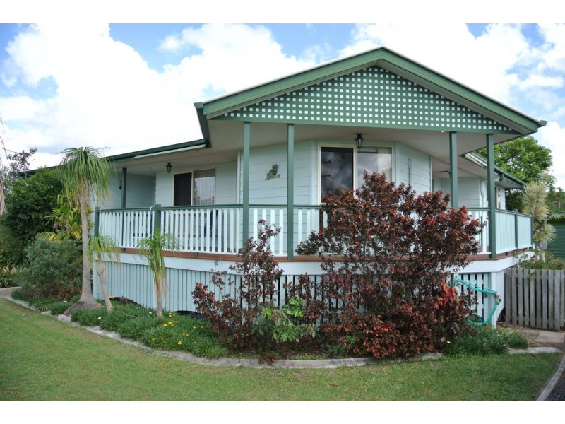 19 Golden Hind Avenue, Cooloola Cove QLD 4580