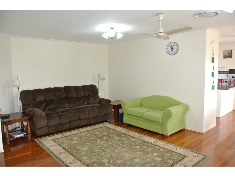 19 Golden Hind Avenue, Cooloola Cove QLD 4580
