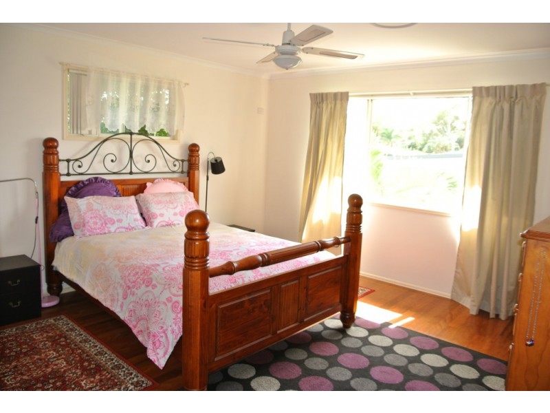 19 Golden Hind Avenue, Cooloola Cove QLD 4580