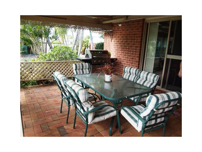 40  Mauritania Avenue, Cooloola Cove QLD 4580