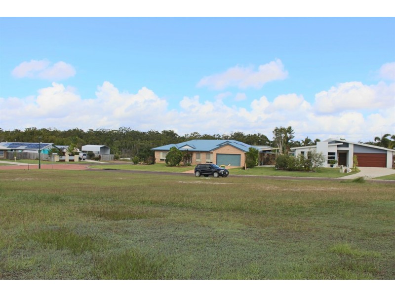 43 Banksia Avenue, Tin Can Bay QLD 4580