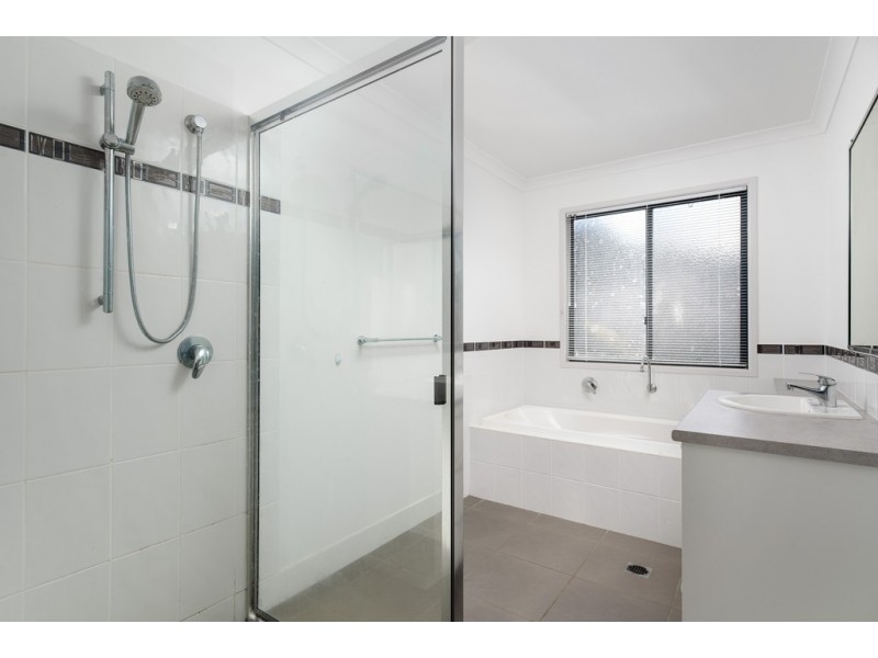 3 Aqua Place, Tin Can Bay QLD 4580