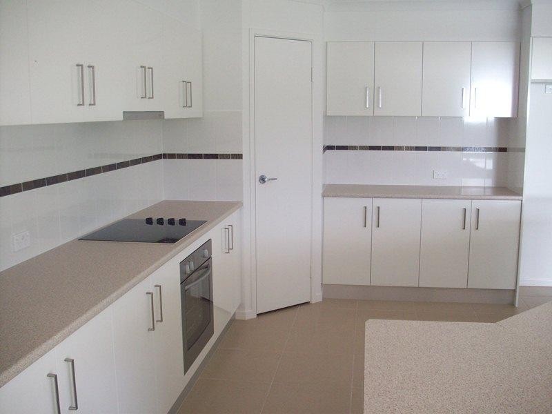 10 Dianella Circuit, Cooloola Cove QLD 4580