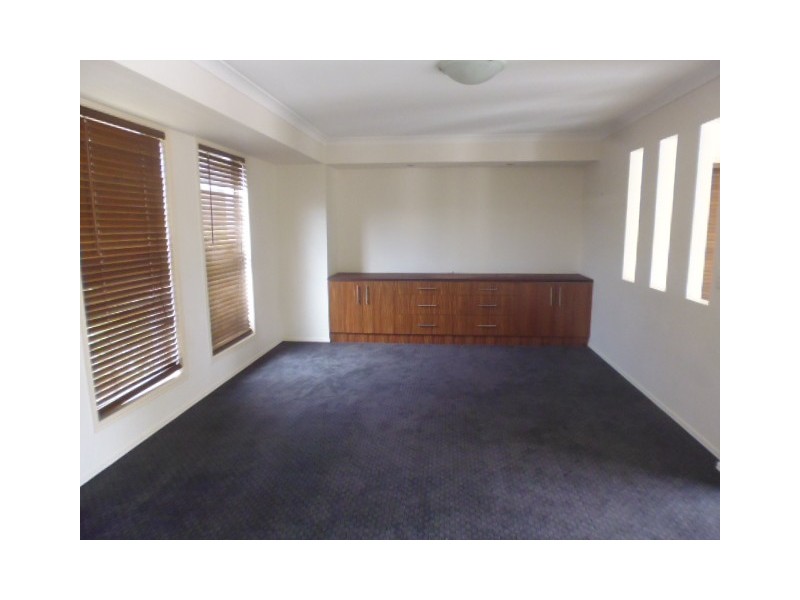 24 Kanimbla Avenue, Cooloola Cove QLD 4580