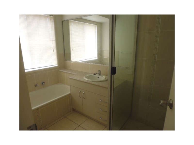 24 Kanimbla Avenue, Cooloola Cove QLD 4580