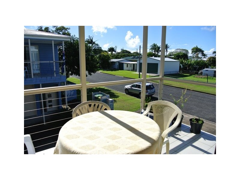 Unit 1/17 Bass Street, Tin Can Bay QLD 4580
