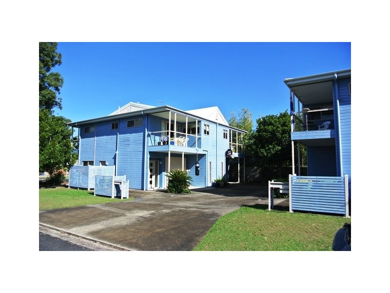 Unit 1/17 Bass Street, Tin Can Bay QLD 4580