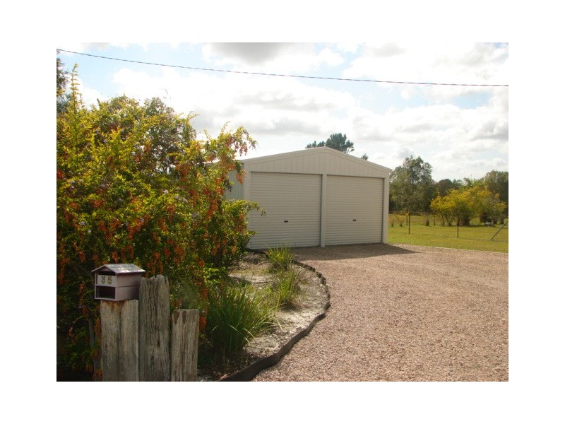 35 Discovery Drive, Cooloola Cove QLD 4580