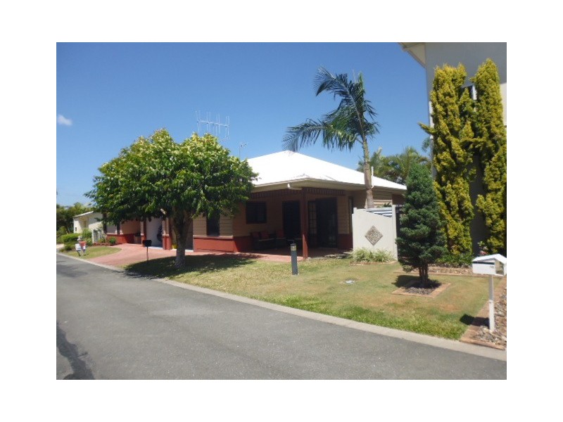 Villa 37 Tuncunba Gardens, 20 Gympie Road, Tin Can Bay QLD 4580