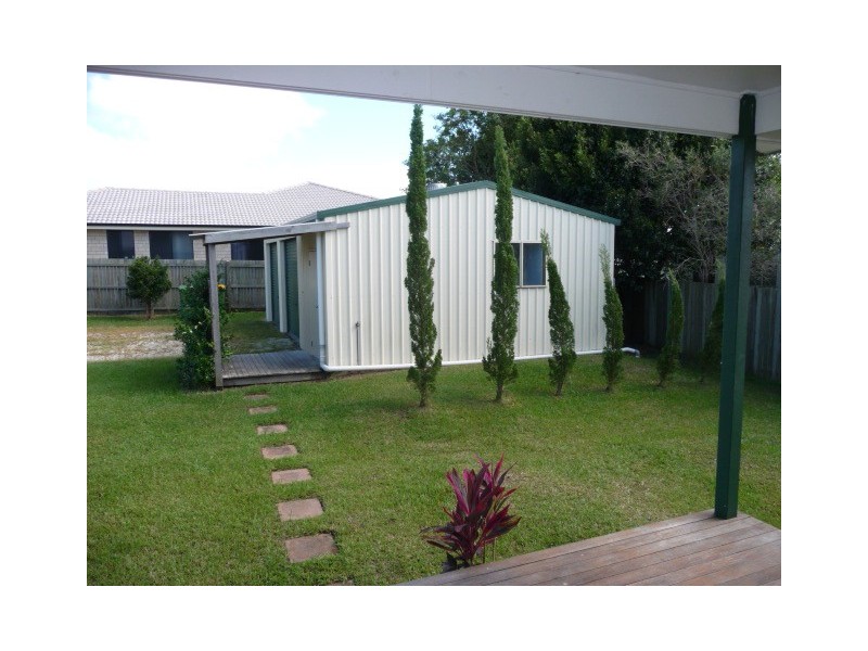 126 Golden Hind Avenue, Cooloola Cove QLD 4580