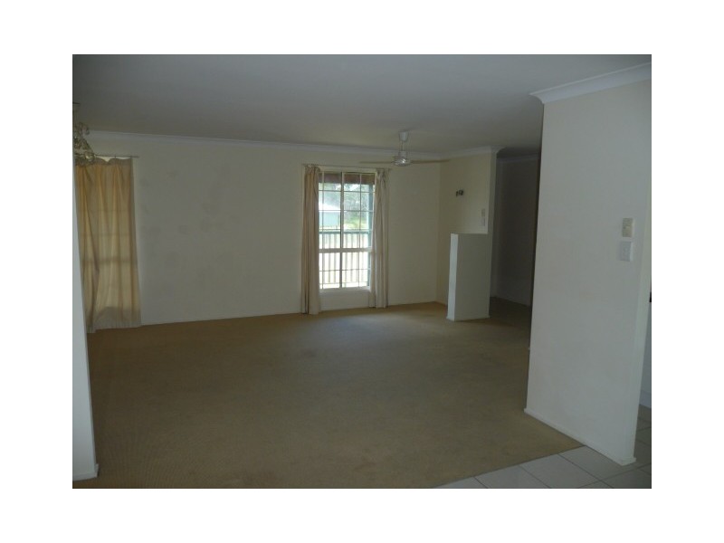 126 Golden Hind Avenue, Cooloola Cove QLD 4580