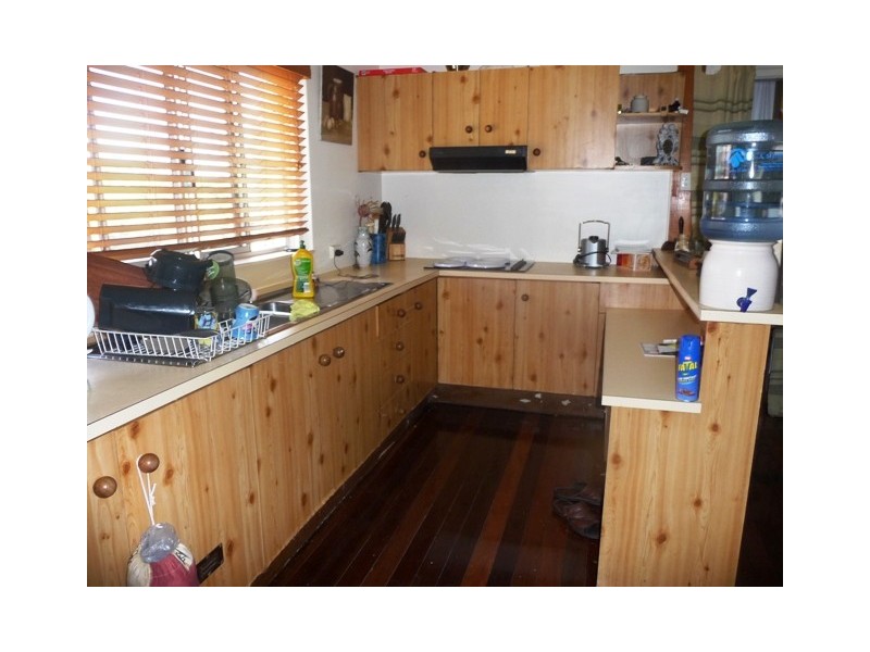 10 Jew Street, Tin Can Bay QLD 4580
