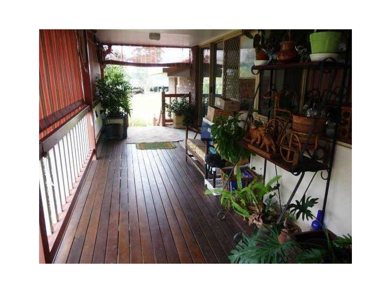 84 Bayside Road, Cooloola Cove QLD 4580