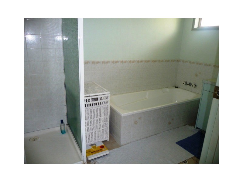 84 Bayside Road, Cooloola Cove QLD 4580