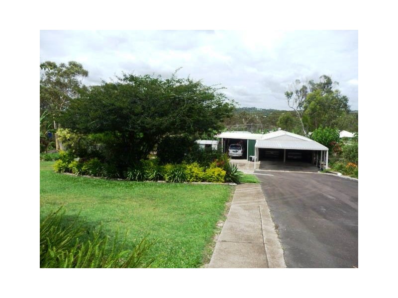 84 Bayside Road, Cooloola Cove QLD 4580