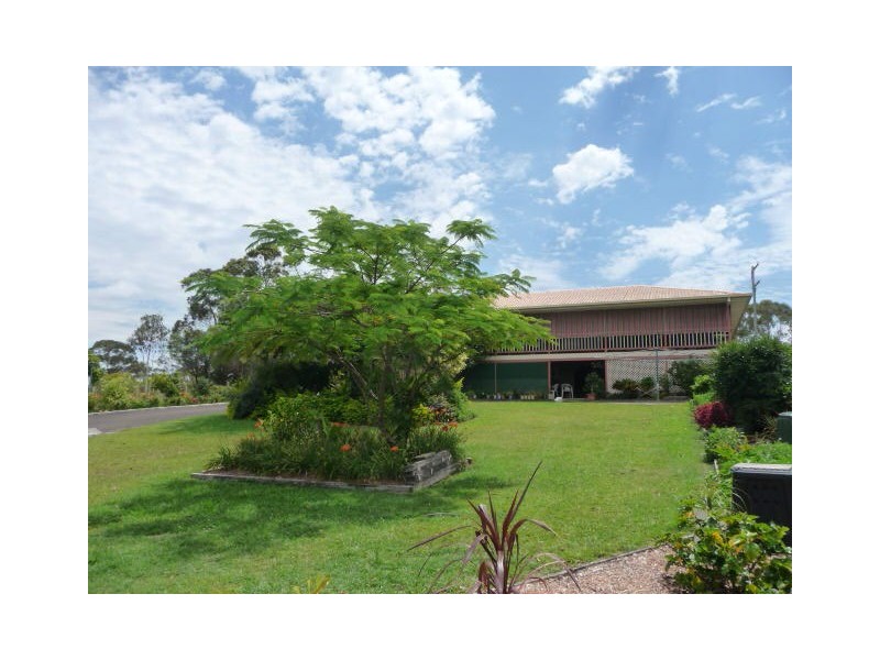 84 Bayside Road, Cooloola Cove QLD 4580