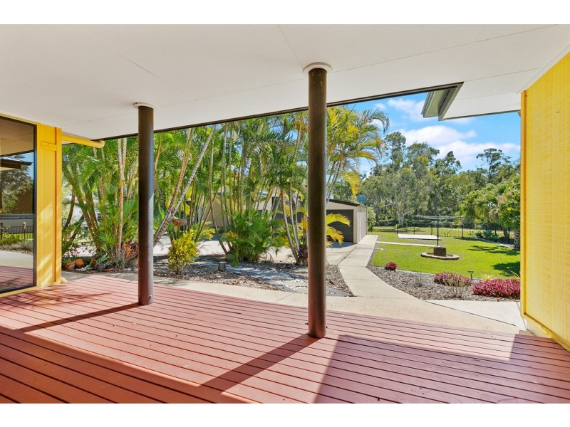 33 GOLDEN HIND AVENUE, Cooloola Cove QLD 4580