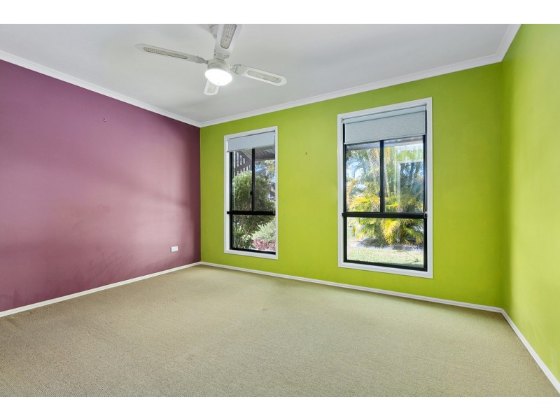 33 GOLDEN HIND AVENUE, Cooloola Cove QLD 4580