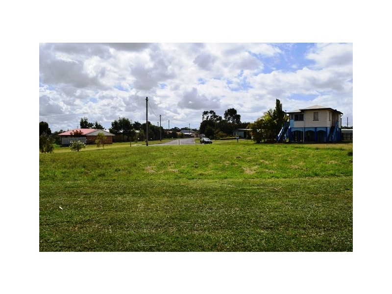 13 Duchess Court, Cooloola Cove QLD 4580