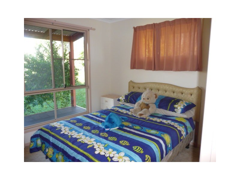 36 Drummer Street, Tin Can Bay QLD 4580