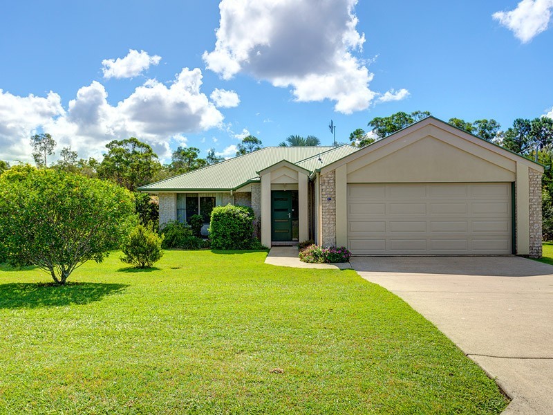 37 Golden Hind Avenue, Cooloola Cove QLD 4580