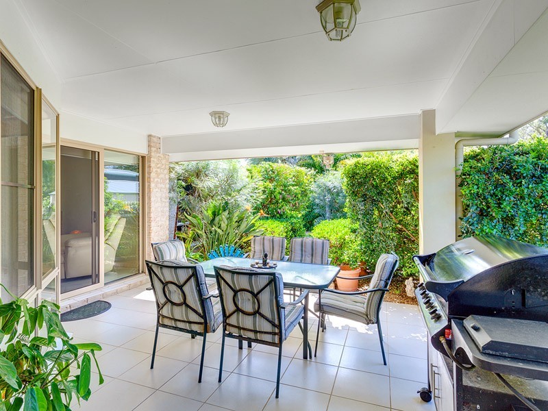 37 Golden Hind Avenue, Cooloola Cove QLD 4580