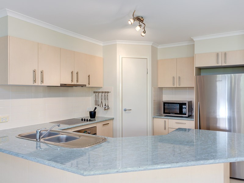 37 Golden Hind Avenue, Cooloola Cove QLD 4580
