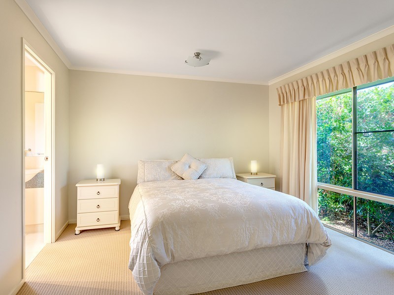 37 Golden Hind Avenue, Cooloola Cove QLD 4580