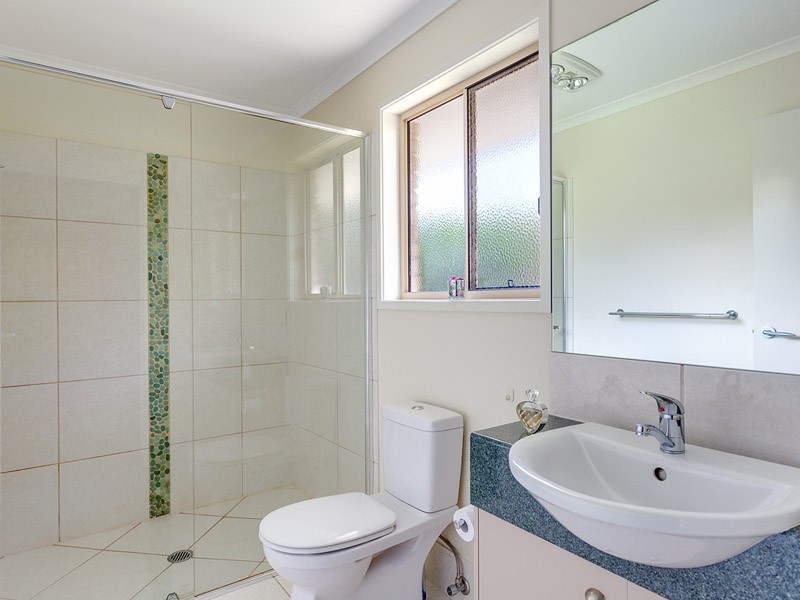 37 Golden Hind Avenue, Cooloola Cove QLD 4580