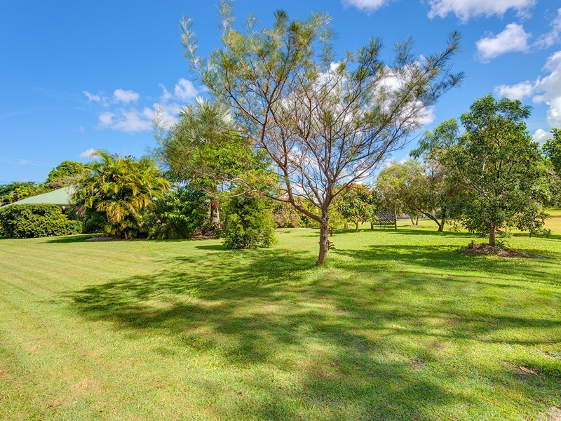 37 Golden Hind Avenue, Cooloola Cove QLD 4580