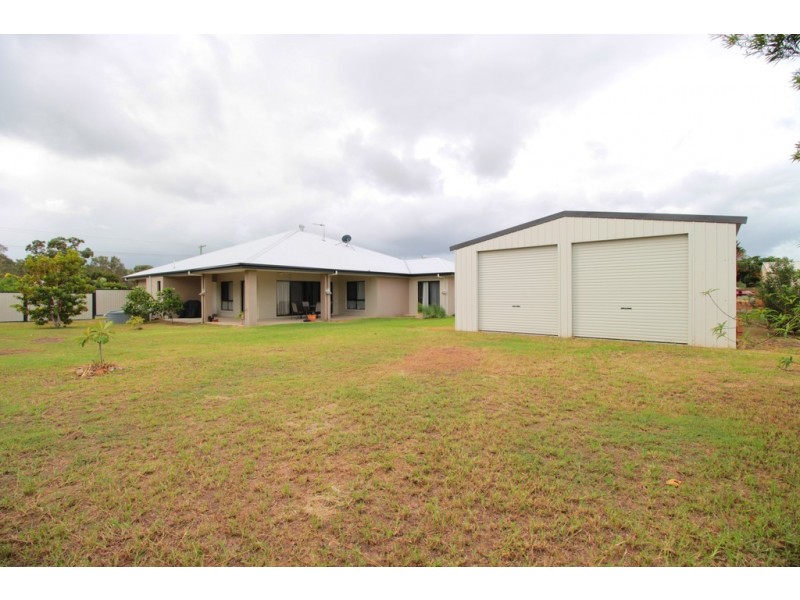 30 Golden Hind Avenue, Cooloola Cove QLD 4580
