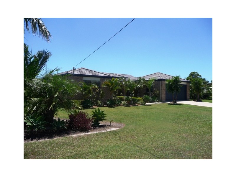 43 Mauretania Avenue, Cooloola Cove QLD 4580