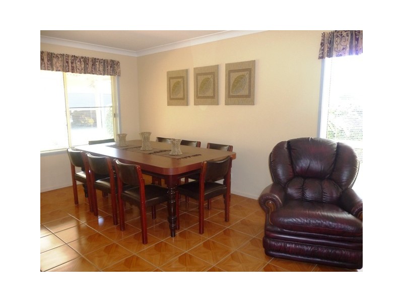 43 Mauretania Avenue, Cooloola Cove QLD 4580