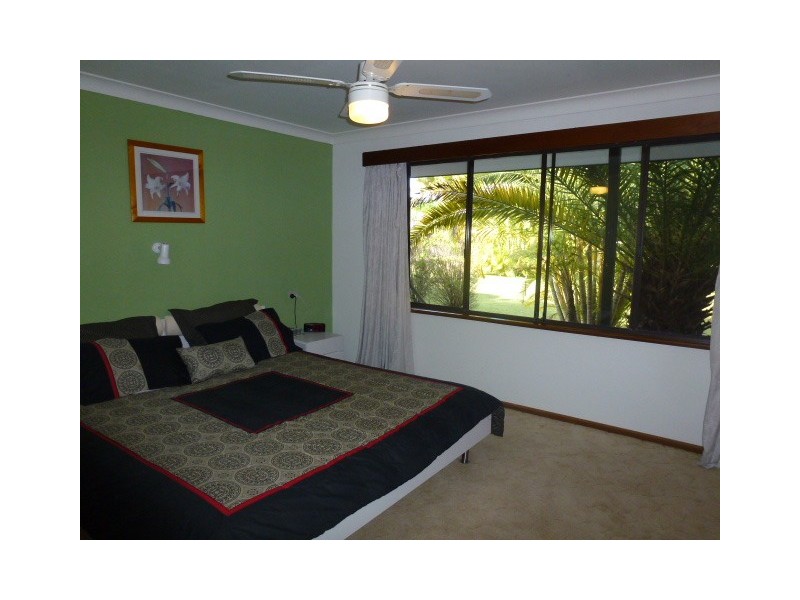 6 Ironside Court, Cooloola Cove QLD 4580