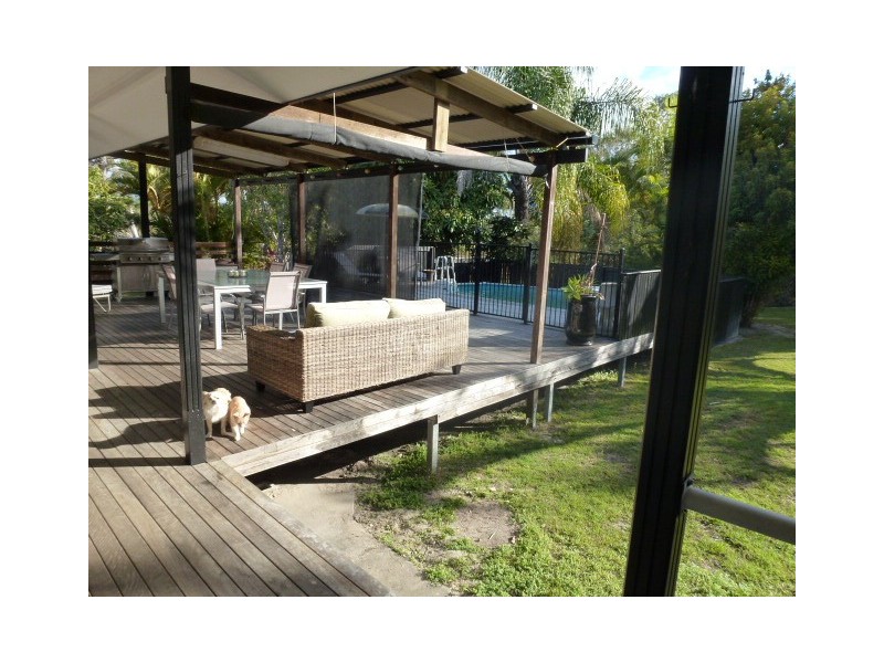 6 Ironside Court, Cooloola Cove QLD 4580