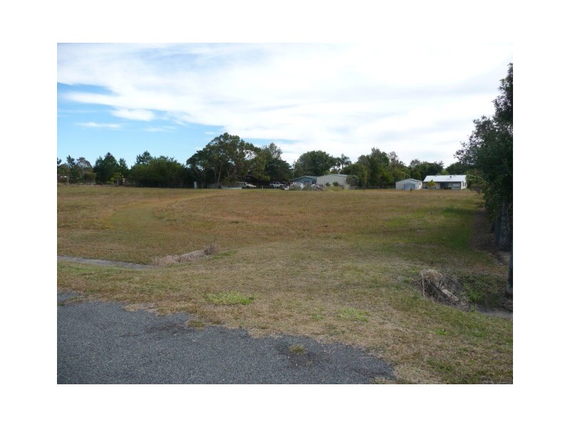 4 Esperance Court, Cooloola Cove QLD 4580