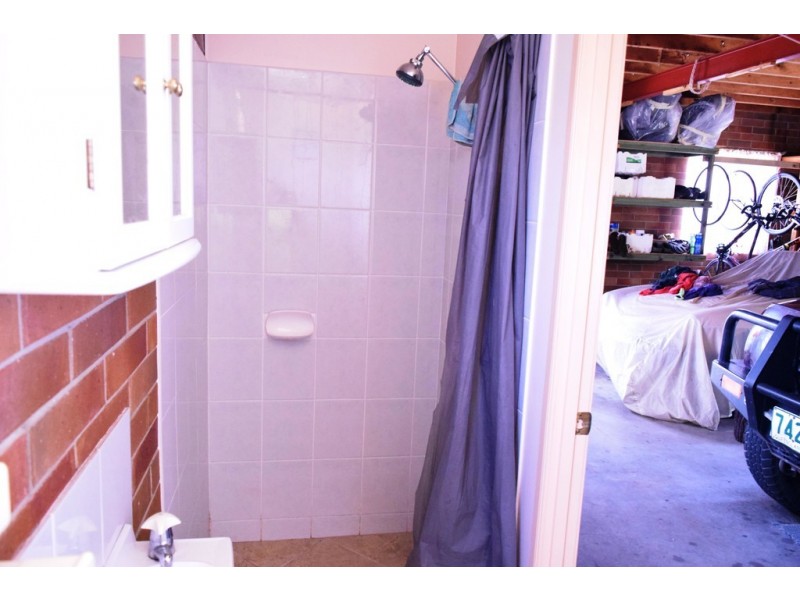 54 Toolara Road, Tin Can Bay QLD 4580