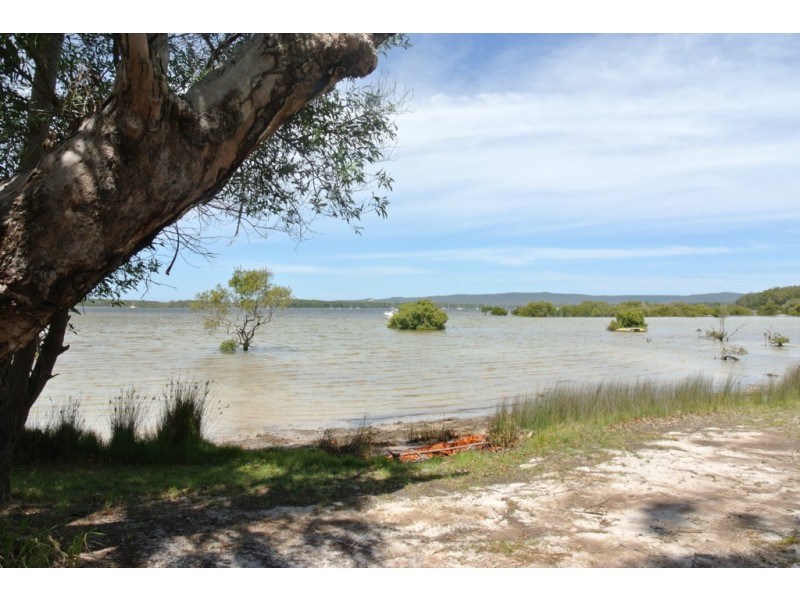 132 Toolara Road, Tin Can Bay QLD 4580