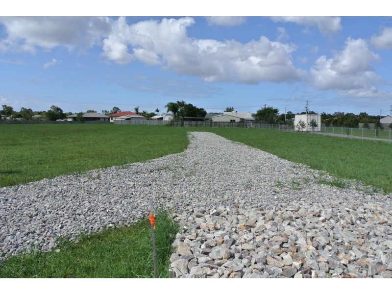 75 Investigator, Cooloola Cove QLD 4580