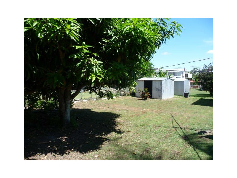 20 Tailor Street, Tin Can Bay QLD 4580