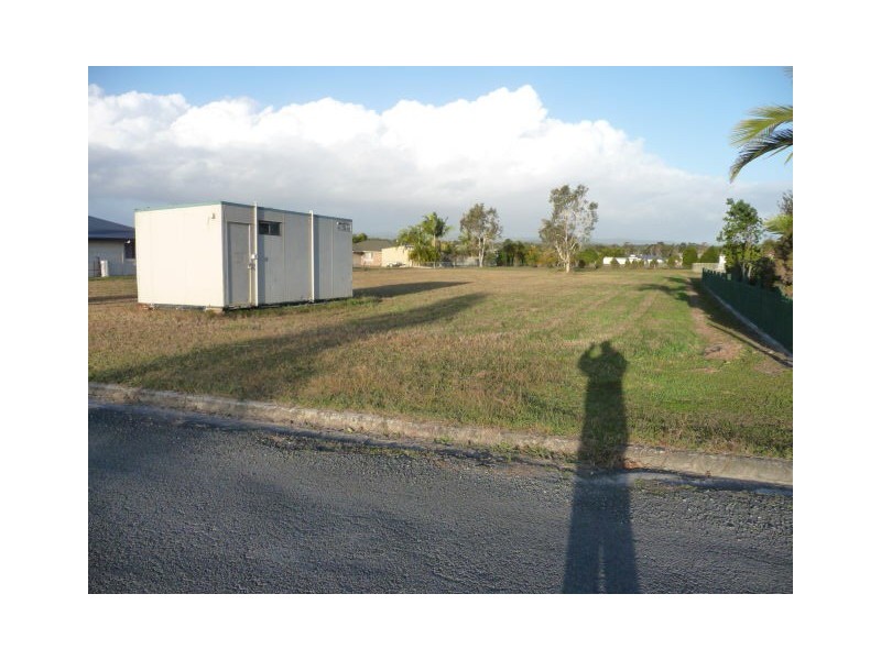 4  Golden Hind Ave, Cooloola Cove QLD 4580