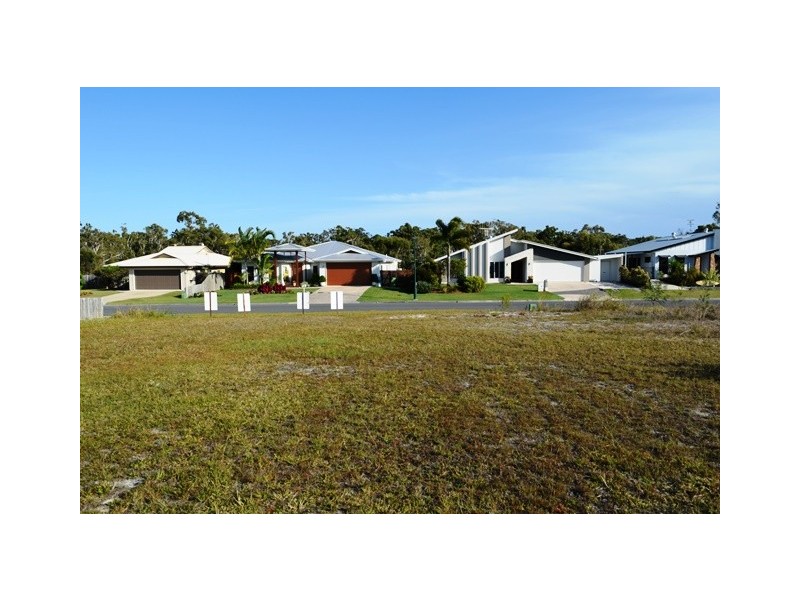 44 Summer Way, Tin Can Bay QLD 4580